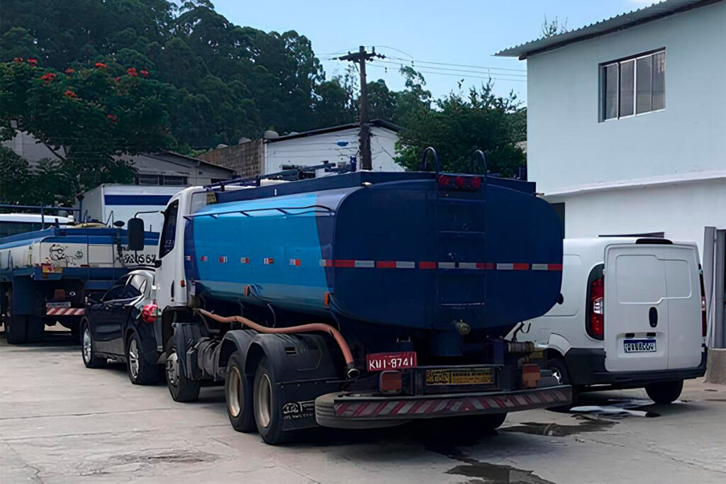 Caminhão Pipa em Interlagos: Entrega 24h